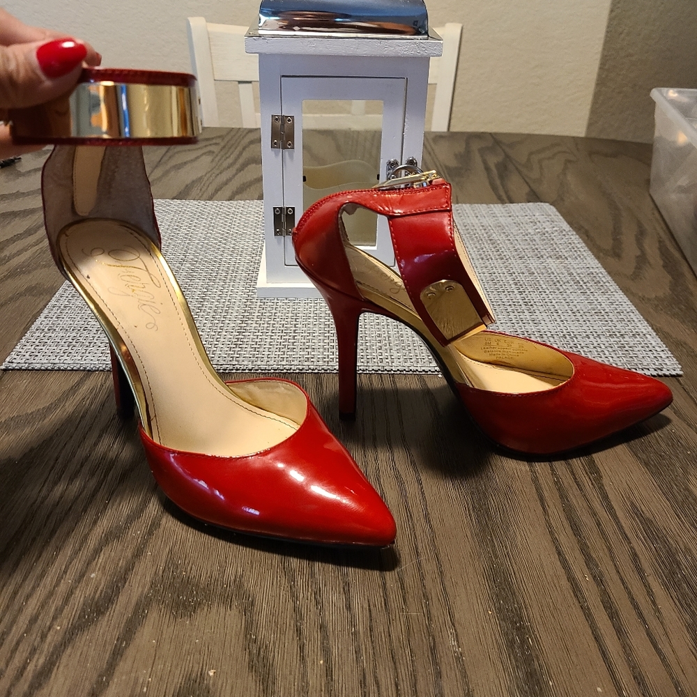 **USED** Heels with ankle strap